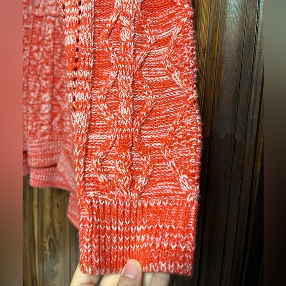 Black Taoe Orange Cable Knit Sweater - Picture 5 of 8